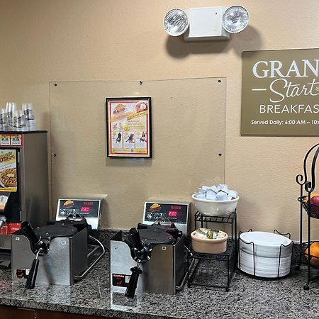 Grandstay Hotel & Suites Cambridge Kültér fotó